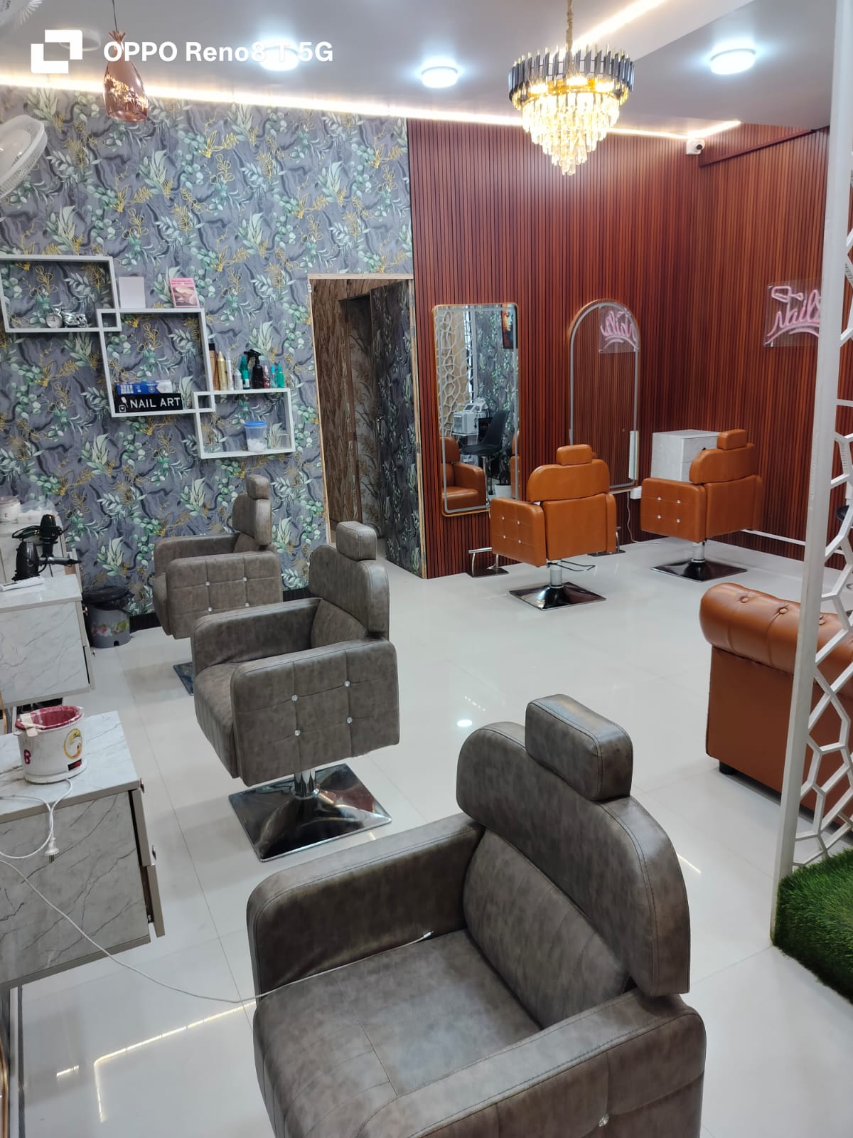 MU Unisex Salon gallery