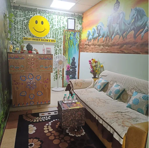 Smile Unisex Salon & Spa gallery
